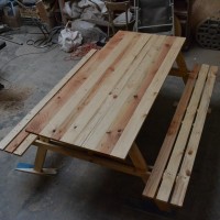 table-pik-nik.jpg