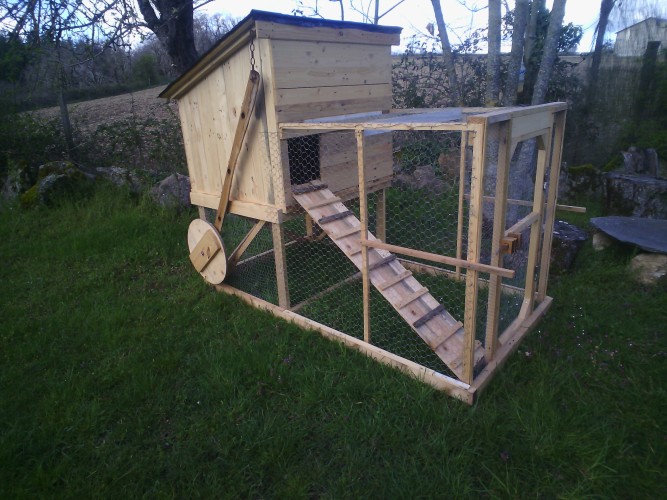 poulailler-mob.jpg
